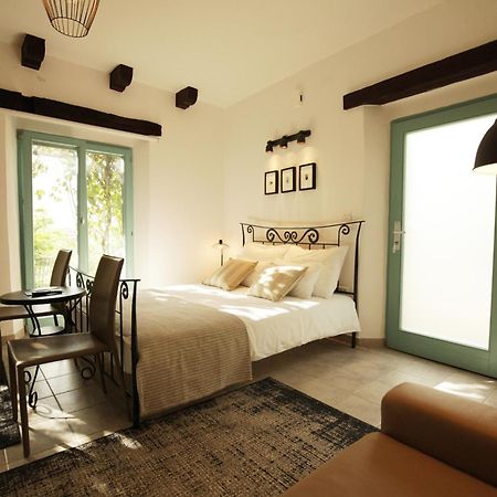 Boutique Hotel Dvor 도브로보 외부 사진