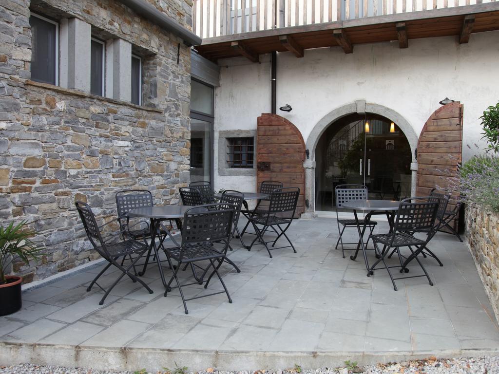 Boutique Hotel Dvor 도브로보 외부 사진